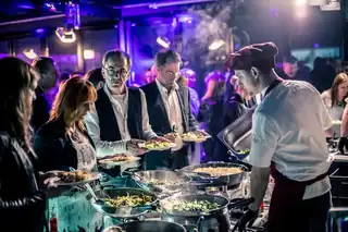 Live-Cooking und Catering bei einer Veranstaltung in der Pyramide Mainz